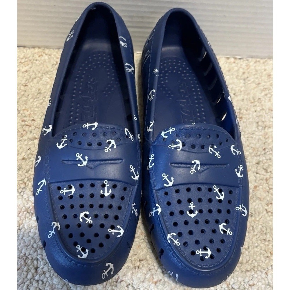Floafers Womens Water Shoes 8 Navy with White Anchors - Vacay Vibes